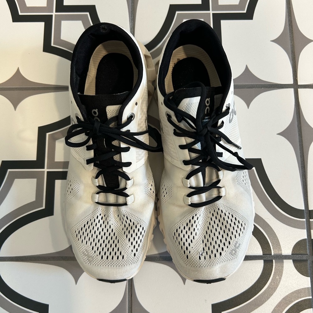 OnCloud Women’s Sneaker